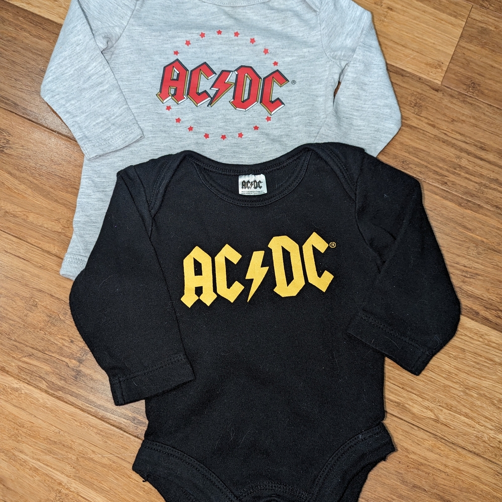 AC/DC Baby Bodysuit Set - Black and Gray, Great condition 3-6 months